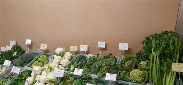 Freitag, 1. Mai, Hofladen geöffnet